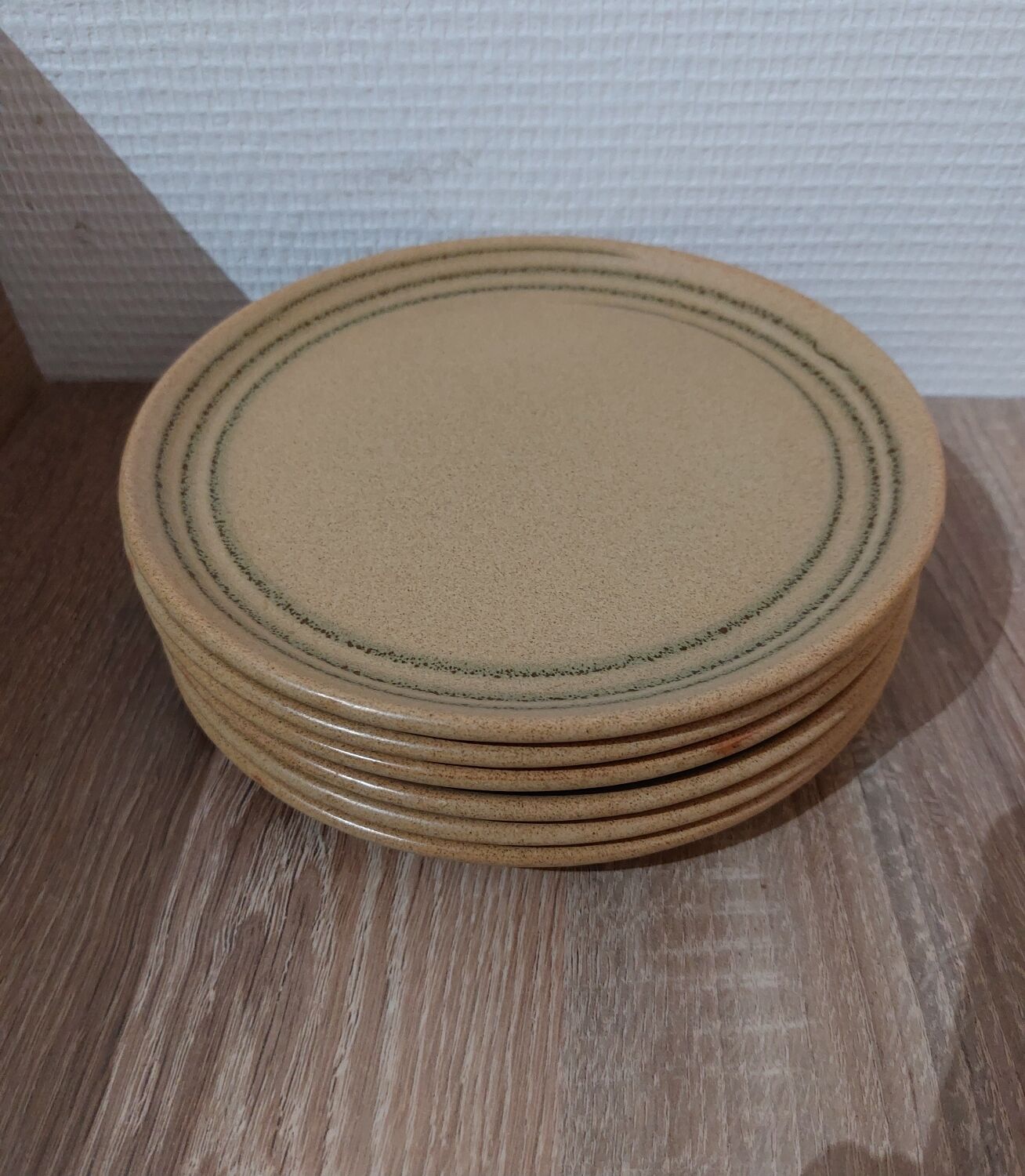 Stoneware plates