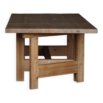 Modern Danish brutalist extendable dining table in pine, Tage Poulsen, 1970s.