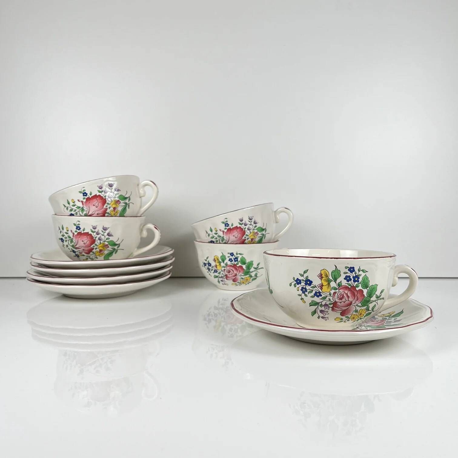 Set of 5 large cups with saucers, Réverbère model by KG Lunéville.