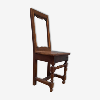 Louis XIII wooden stepladder chair