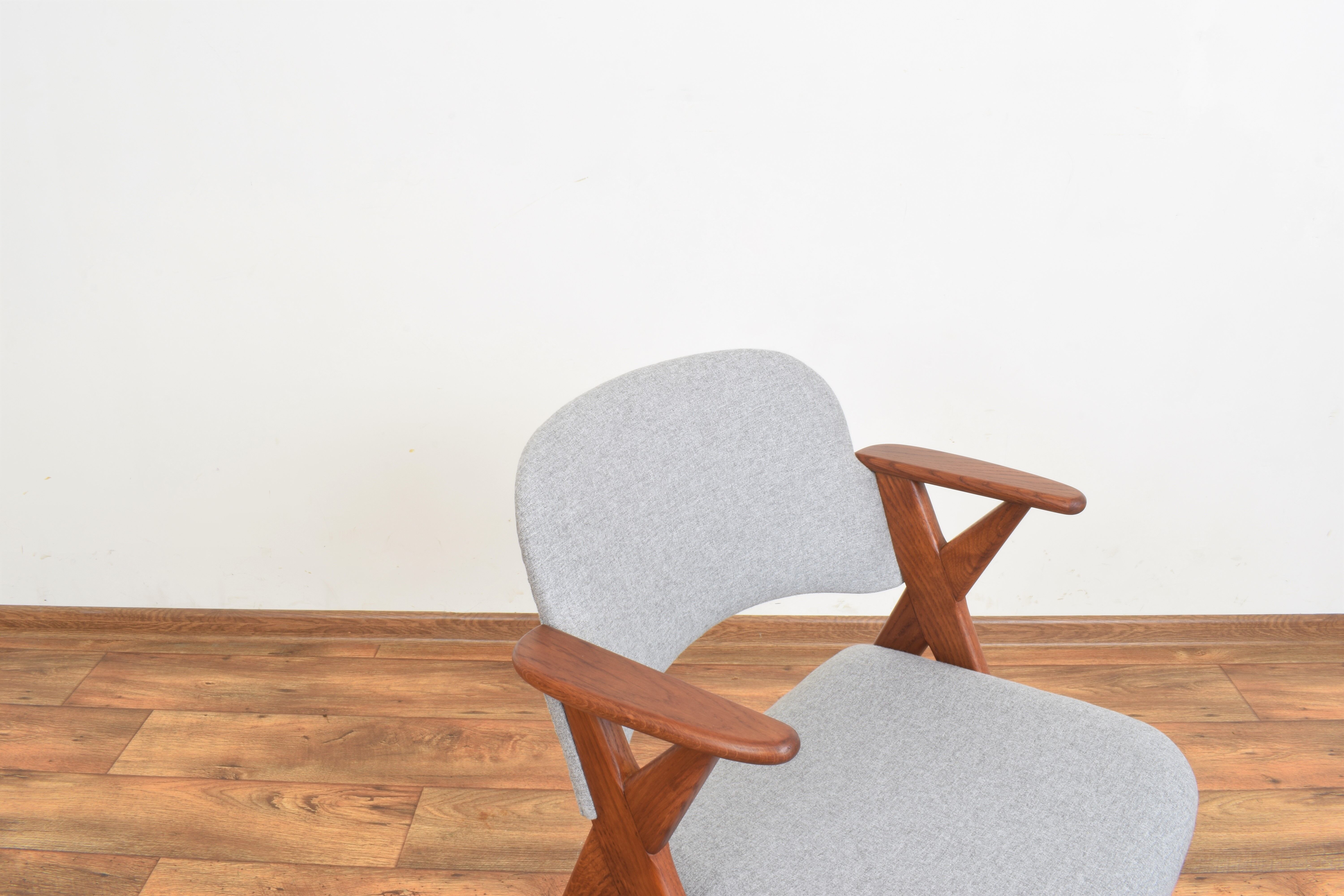 Mid-century danish oak armchair, 1960