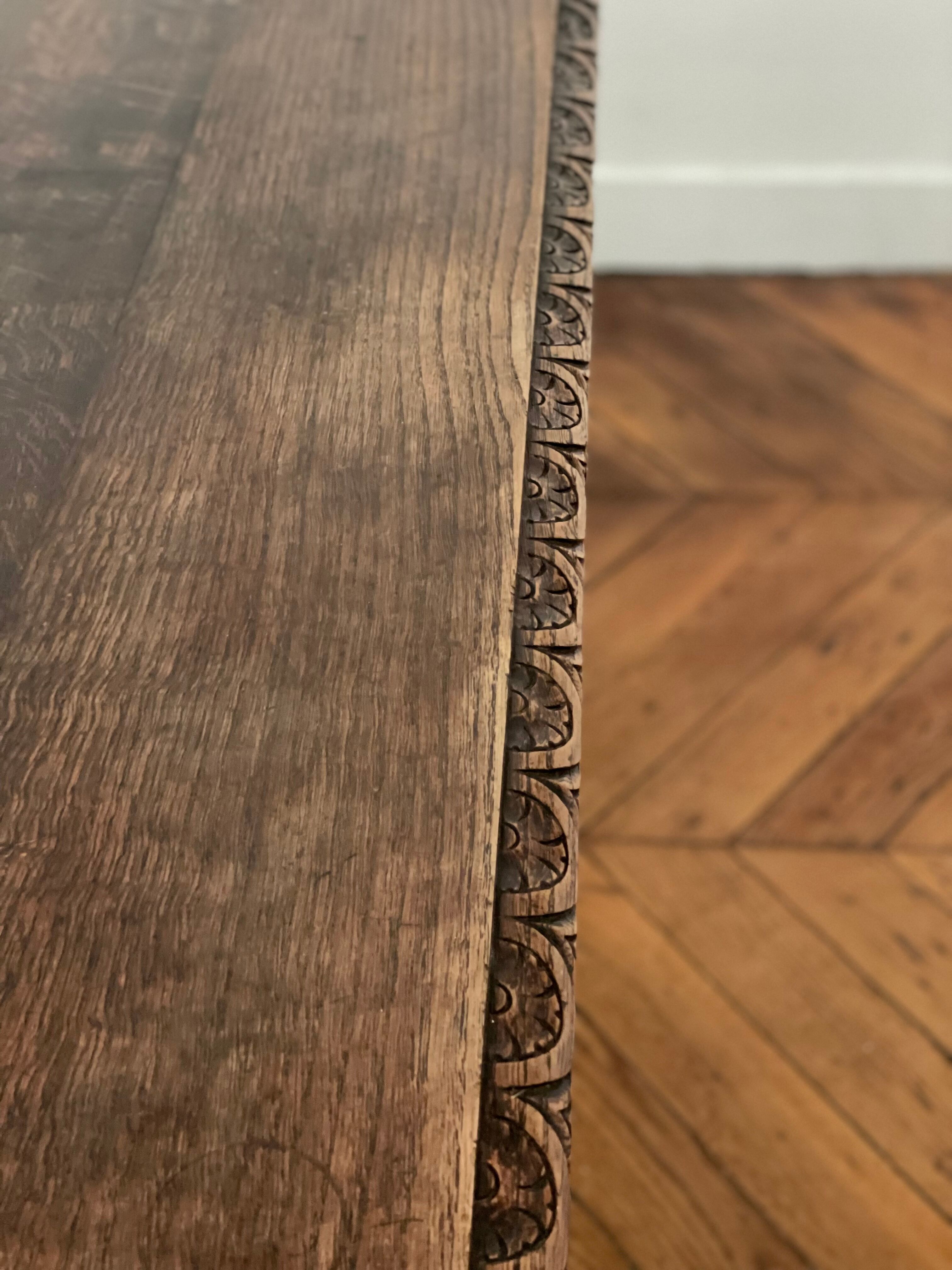 Old farm dining table Louis XIII turned wood