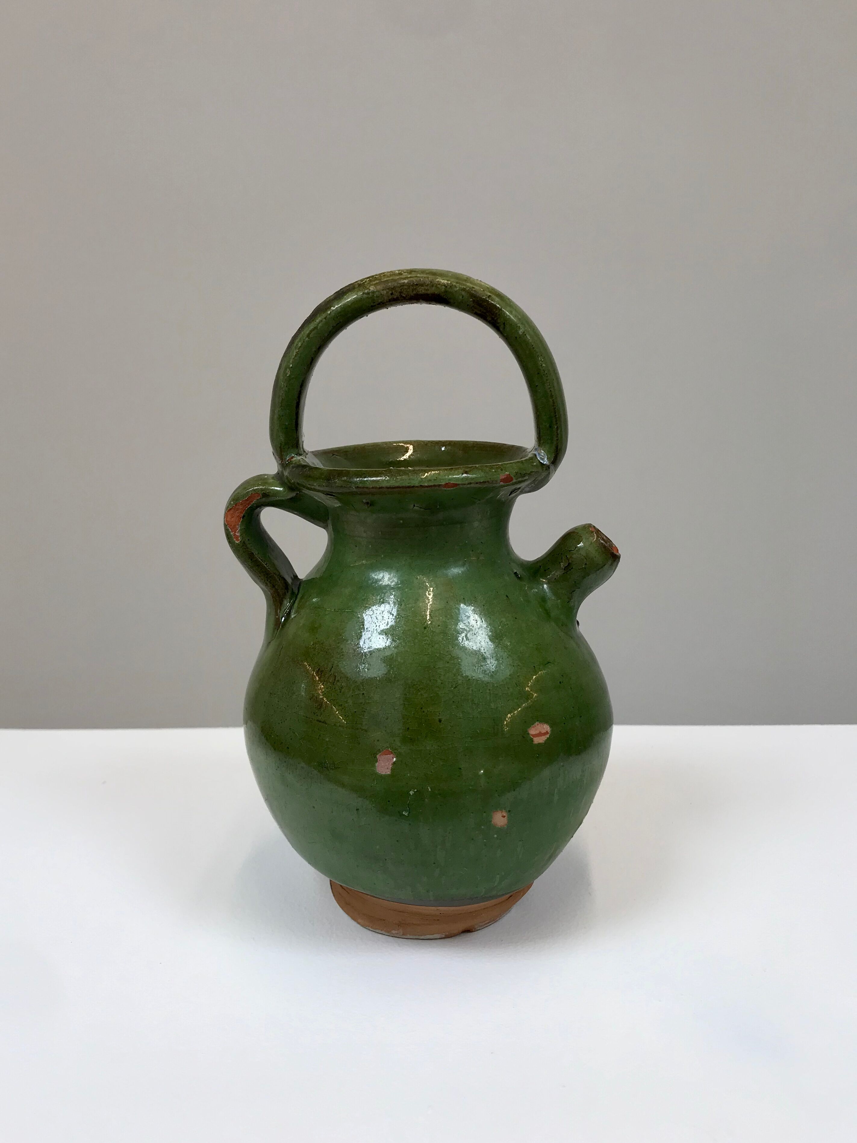 Green terracotta gargoulette