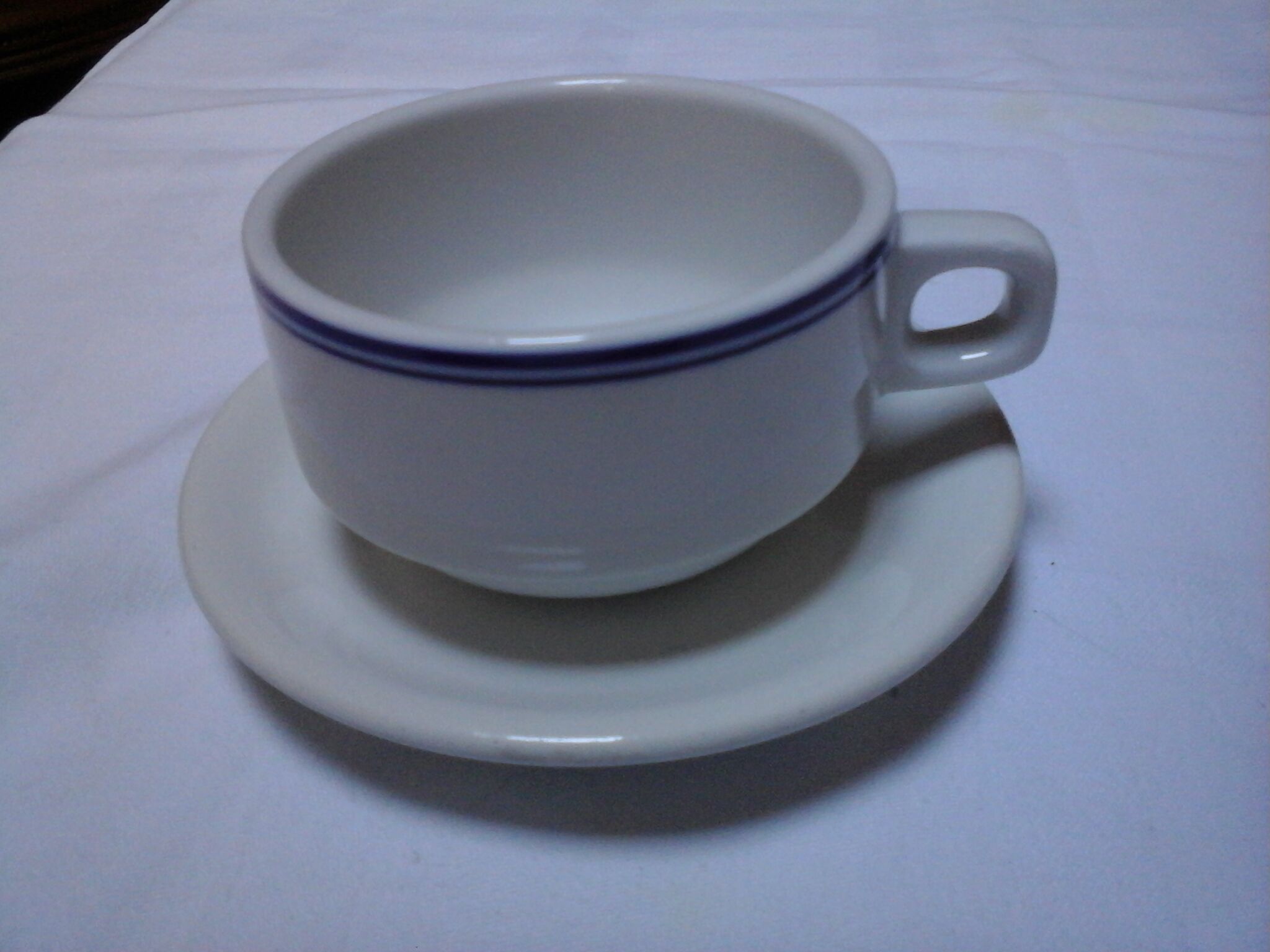 Lot of 2 cups bistro with saucers