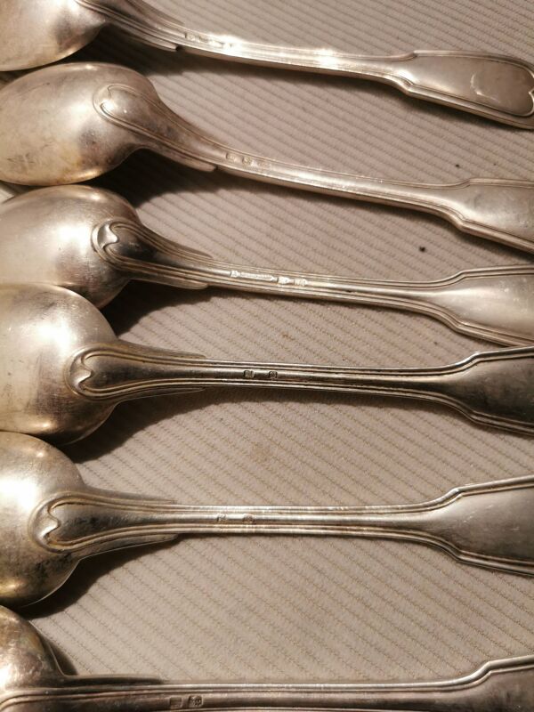 6 cuillères anciennes en métal Argenté