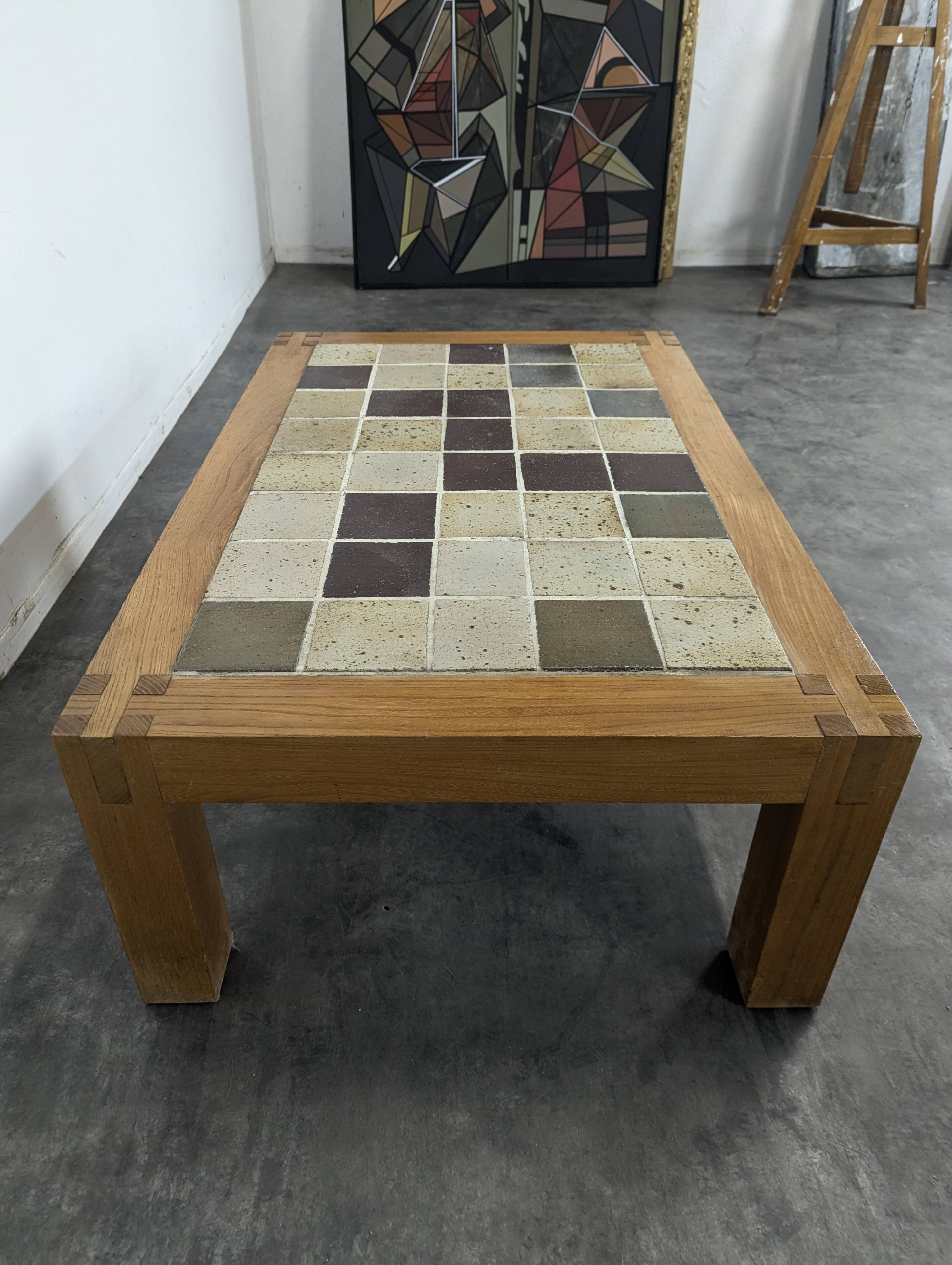 Table basse Maison Regain en orme massif et grès céram
