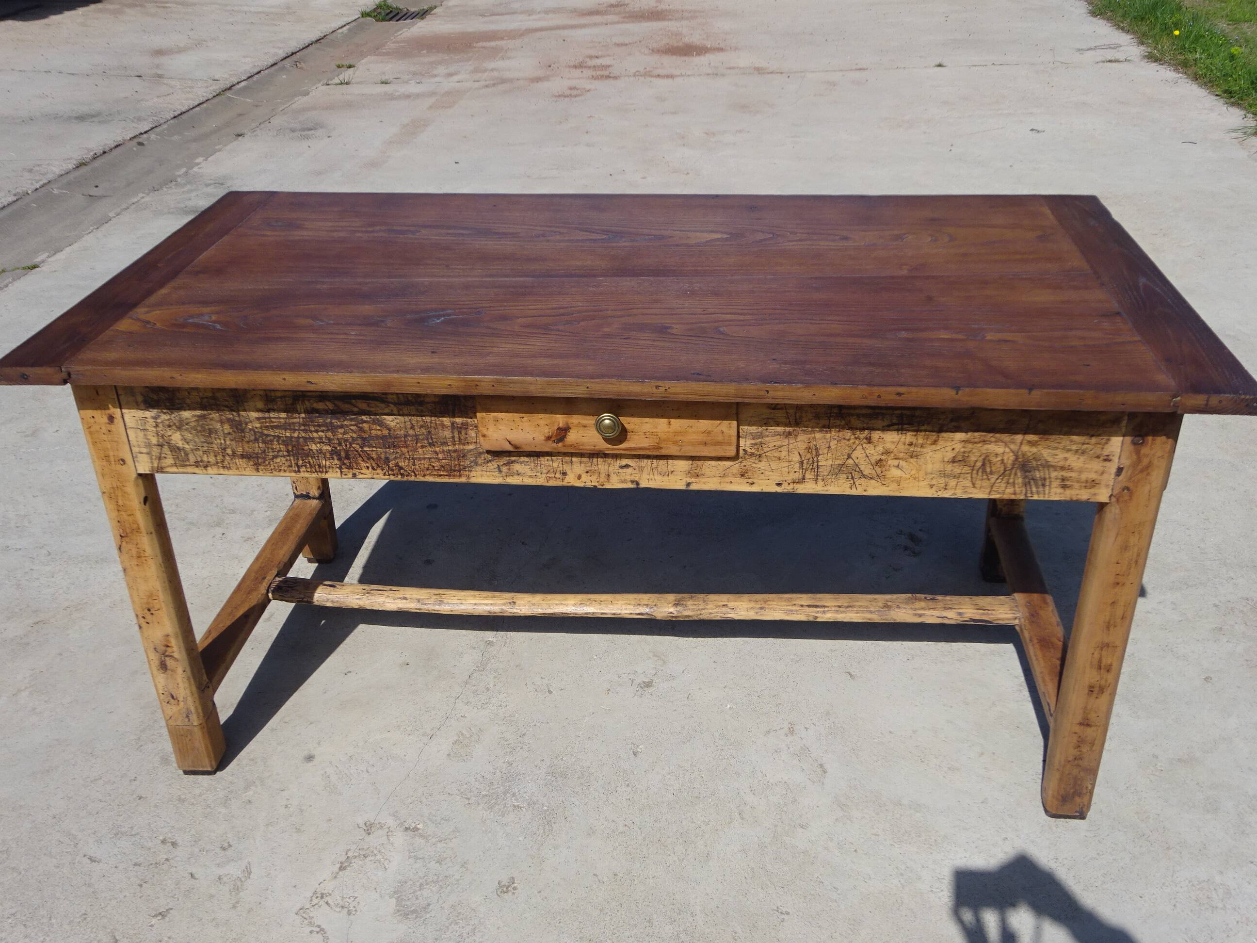 Ancienne table de ferme en chêne massif