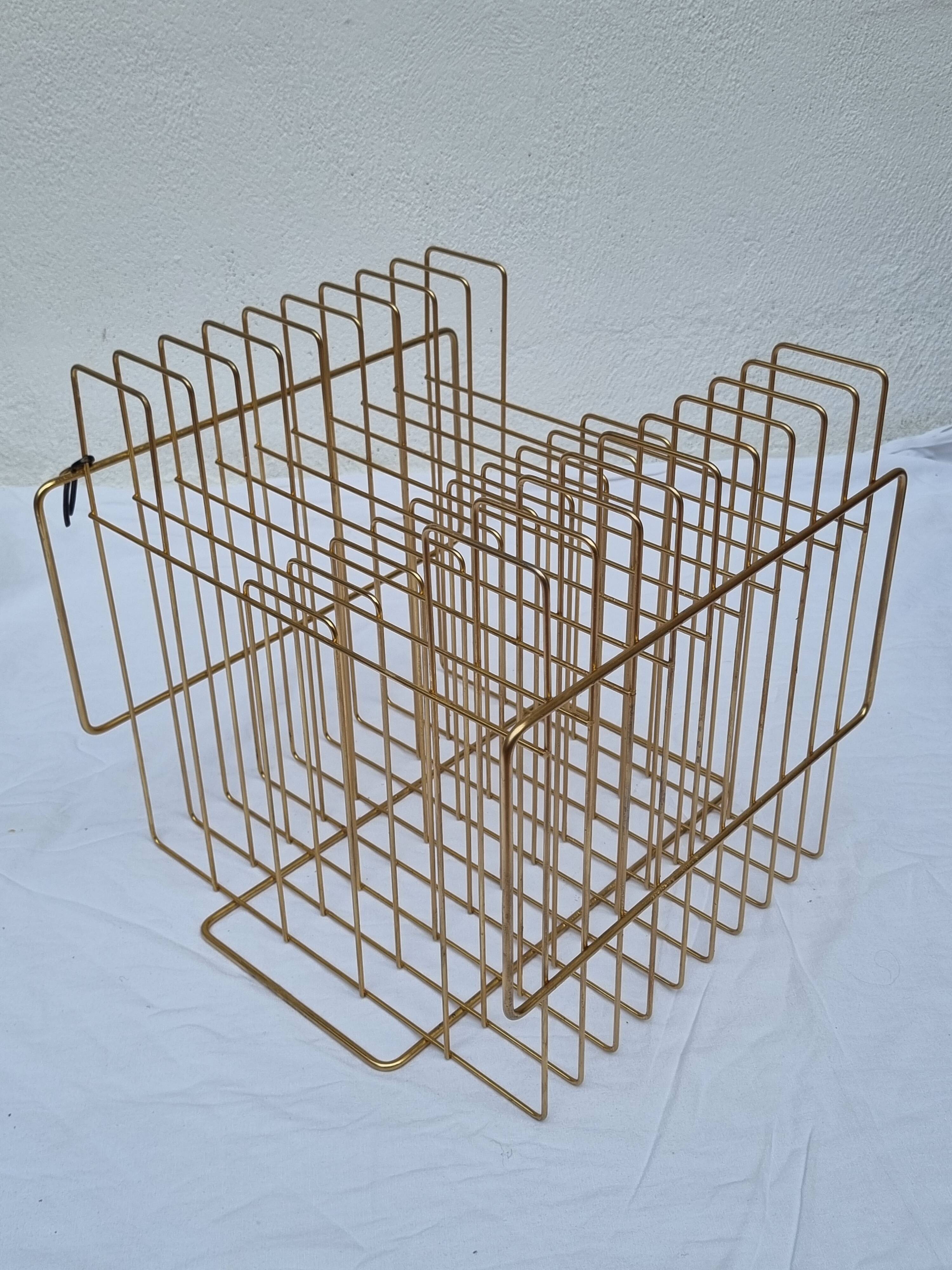 Porte-revue vintage "wire" en métal doré