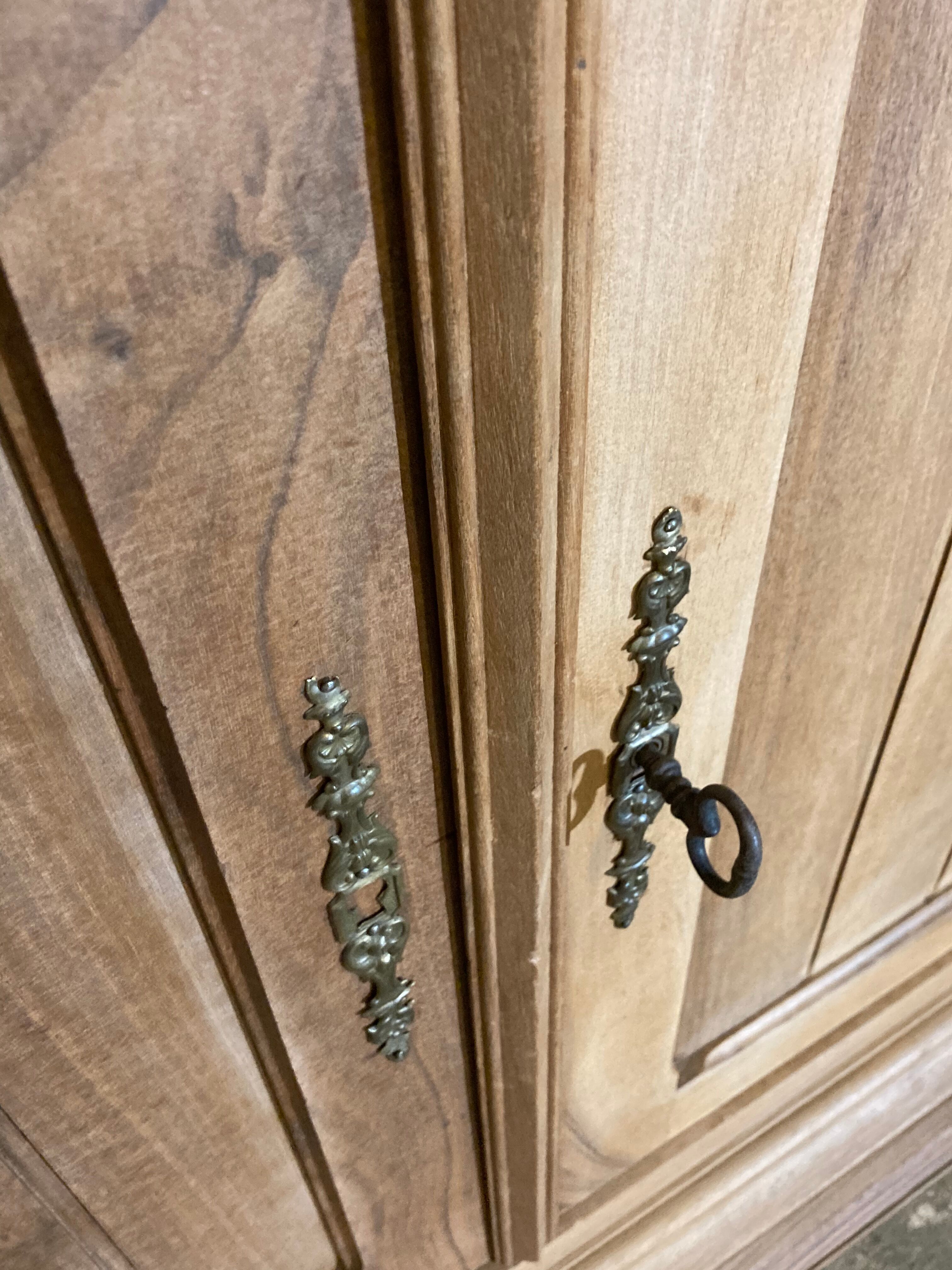 Sideboard 2 doors, 2 drawers natural