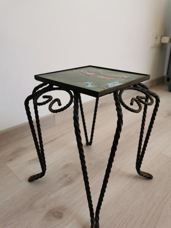 Decorative ceramic wrought iron harness