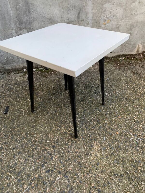 Table métal tolix