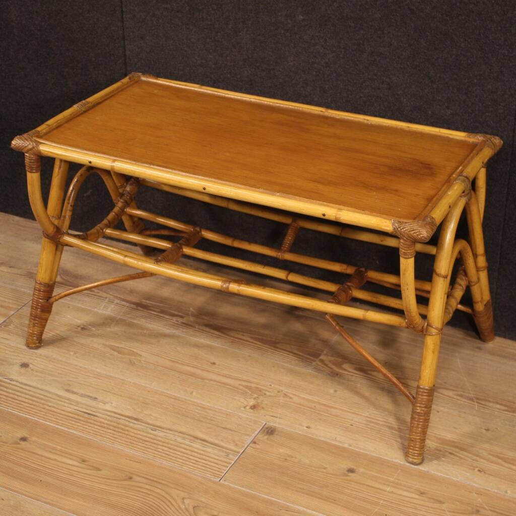 Table basse design en bambou et bois tressé des années 70