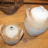 Lot of two sandstone jars
