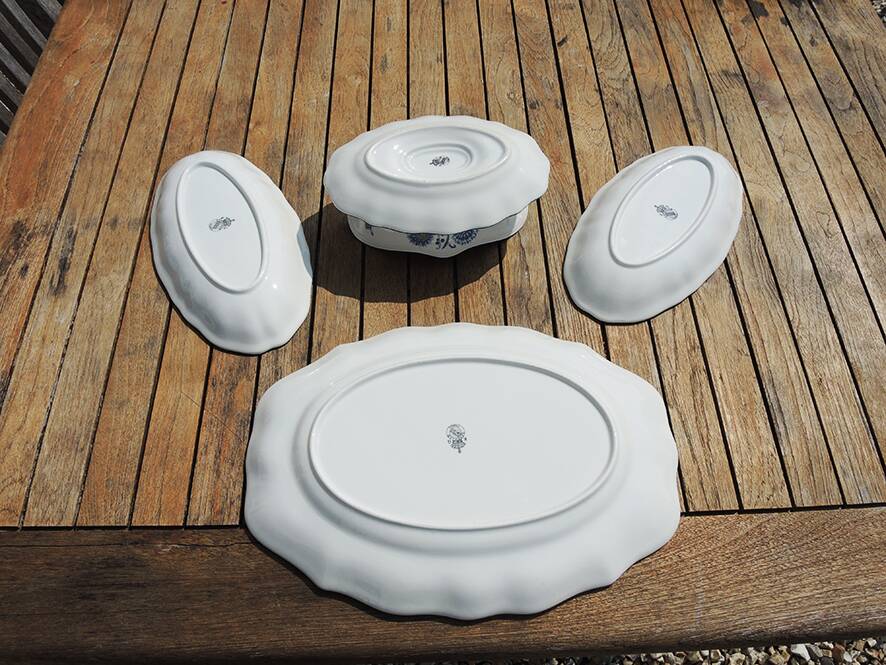 Former Keller & Guerin Lunéville Tableware Service (52 pcs)