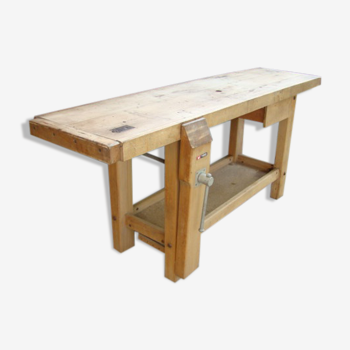 Former carpenter workbench