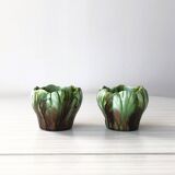Deux petits cache-pots en majolique française - tasses.