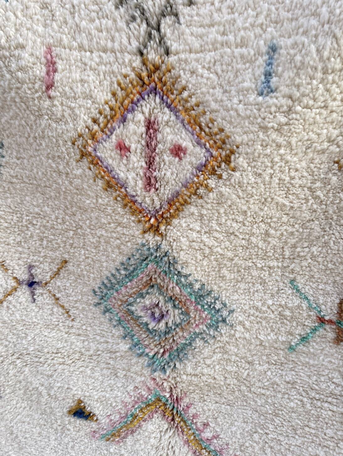 Azilal Berber rug 250/172 cm