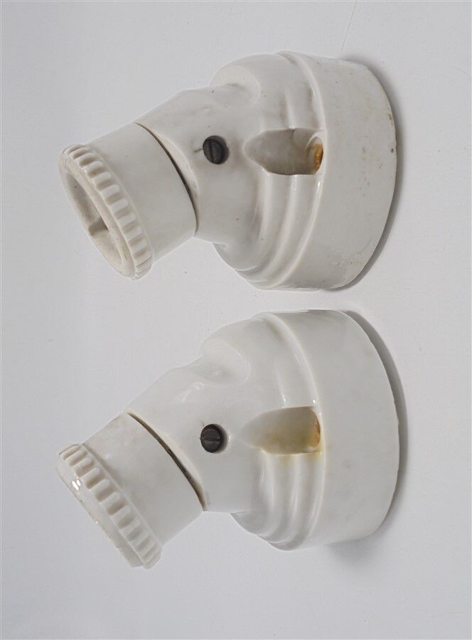 Duo of white ceramic wall lamps