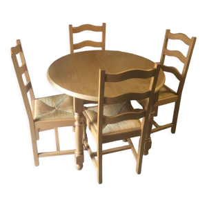 table ronde & 4 chaises