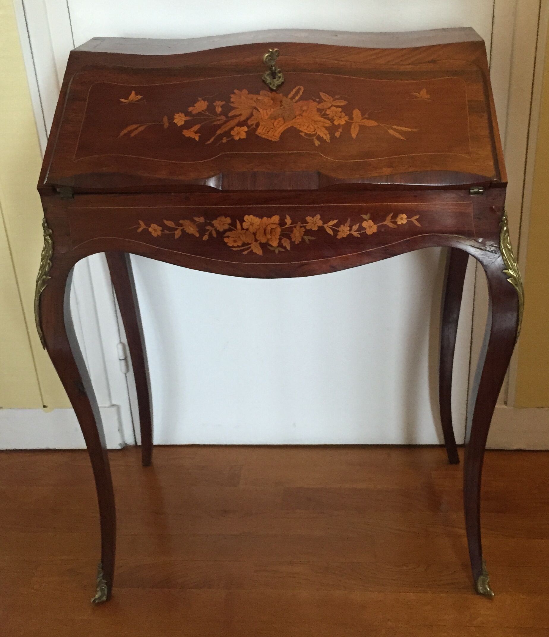 Office Secretary Louis XV on a donkey