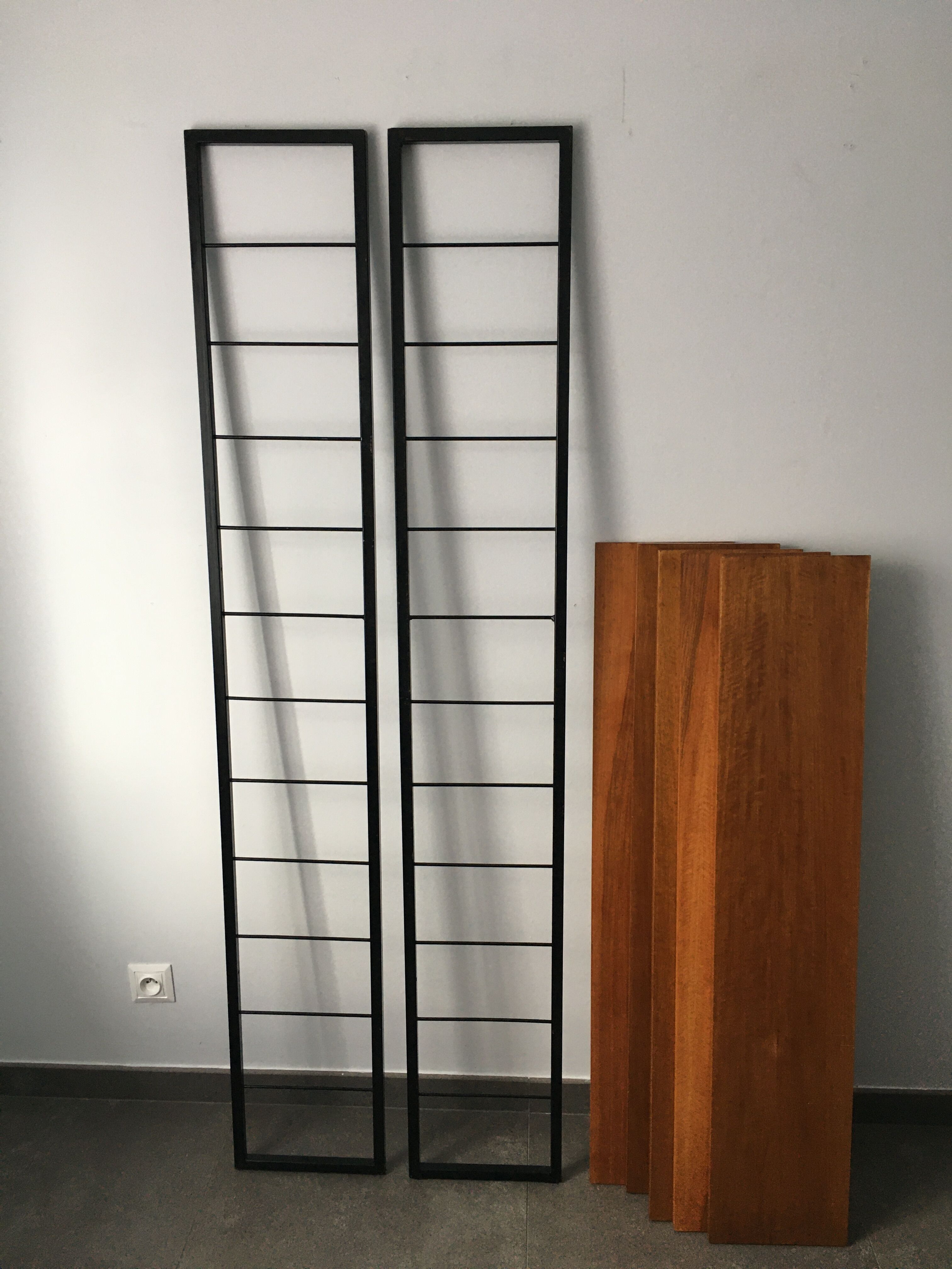 Étagère murale modulable années 60