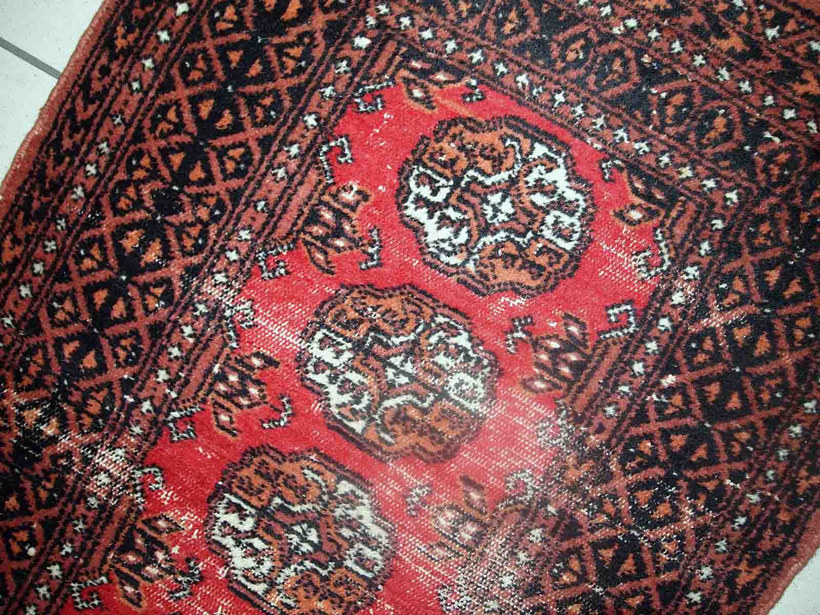 Vintage pakistani carpet lahore handmade 75cm x 119cm 1960s, 1c627