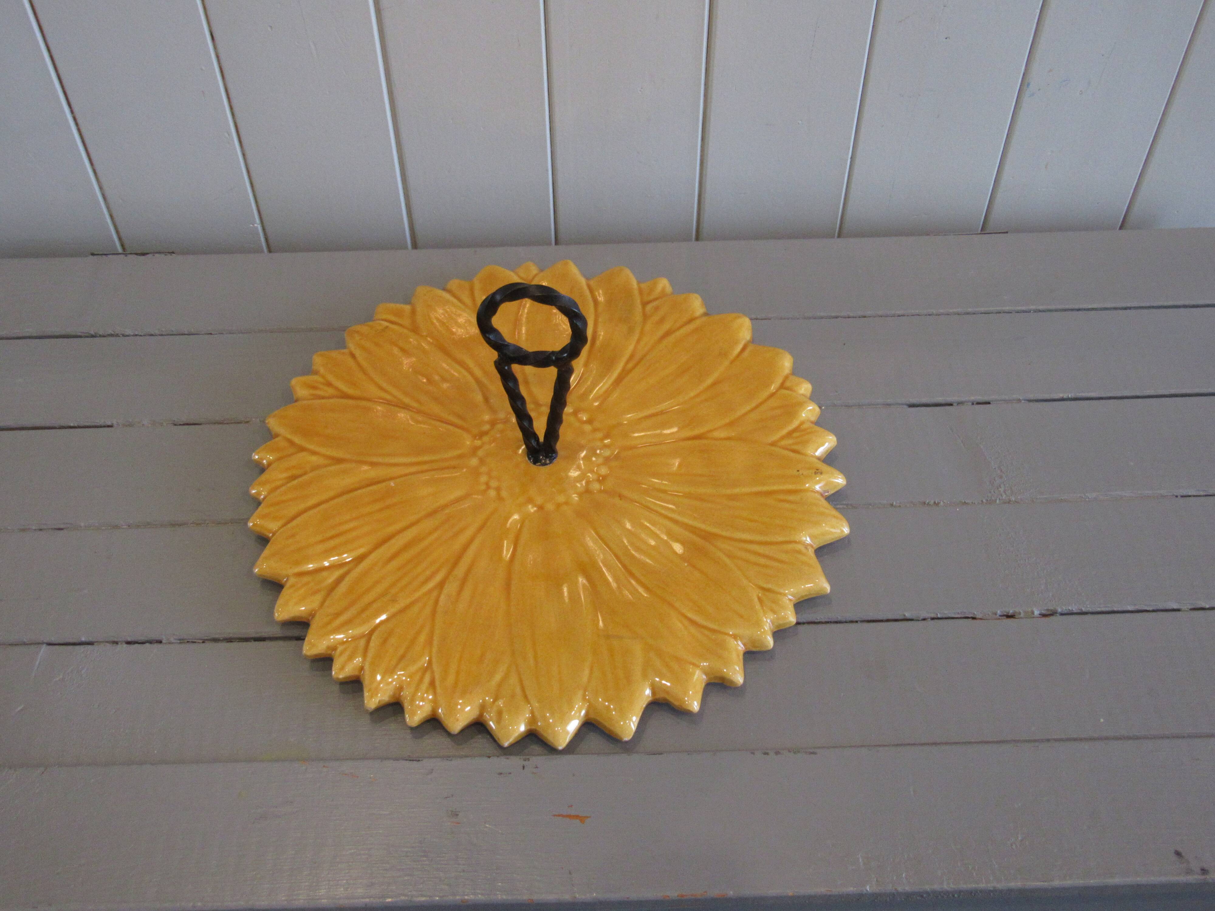 Yellow ceramic tray gaby cerame vallauris