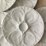 Set of 6 oyster plates in porcelain by Pillivuyt.