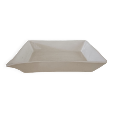 Porcelain sauce dish