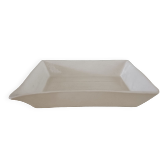 Porcelain sauce dish