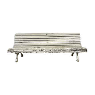 Banc à lattes de jardin