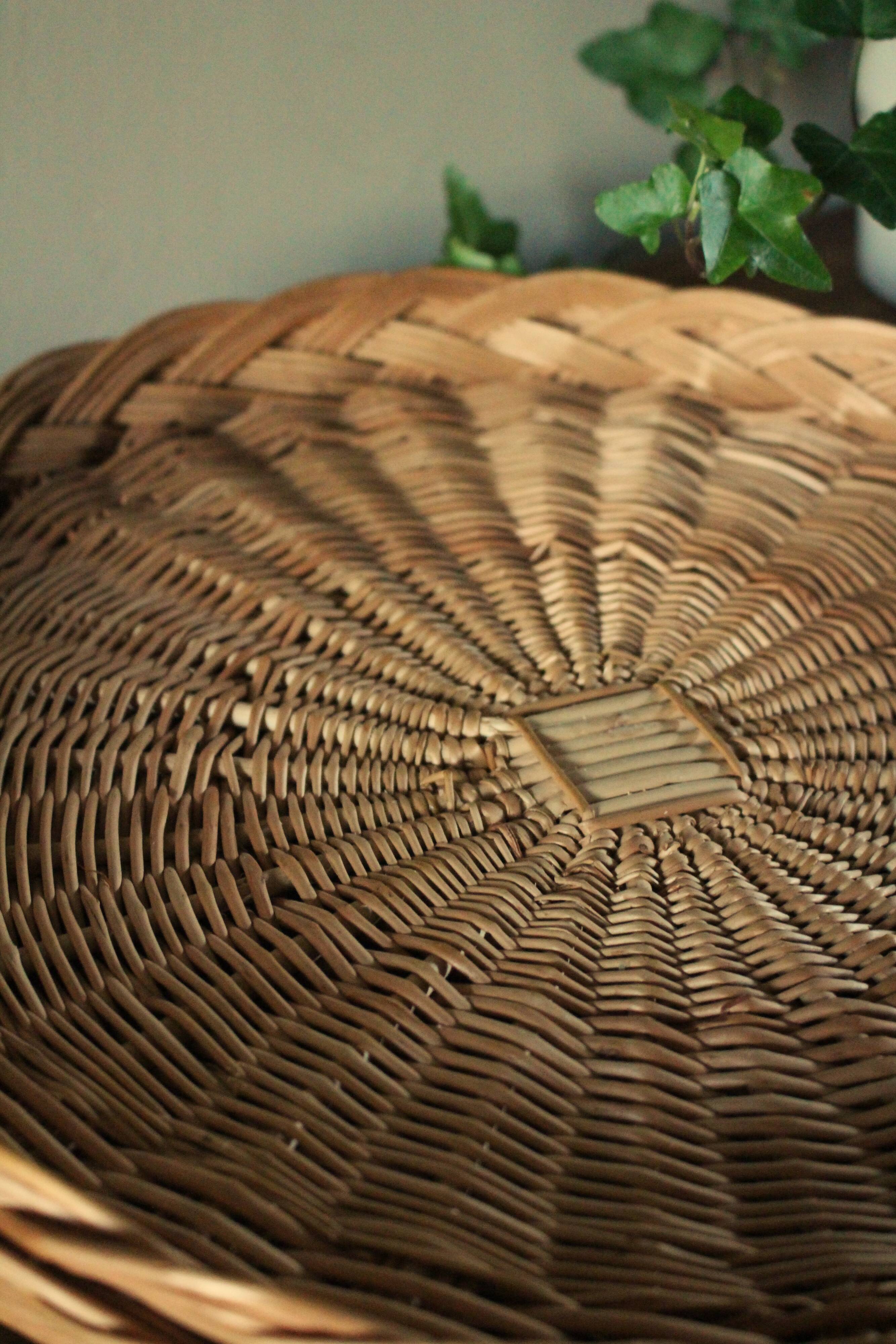 Large round wicker tray