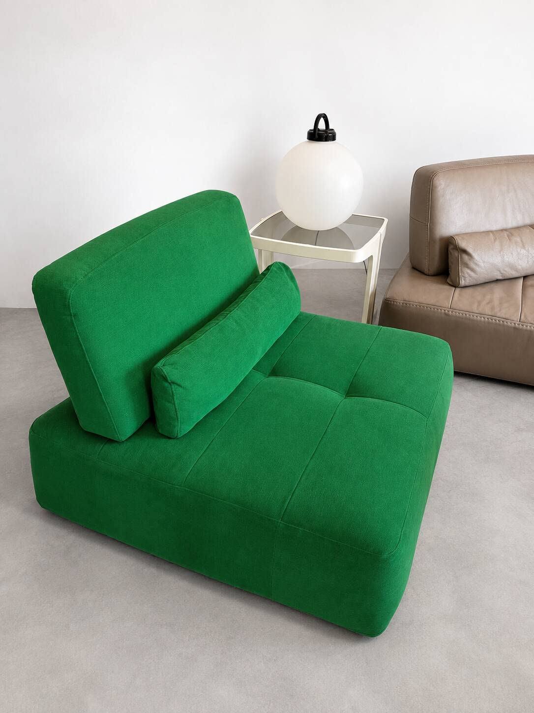 Roche Bobois ensemble model "Scénario"