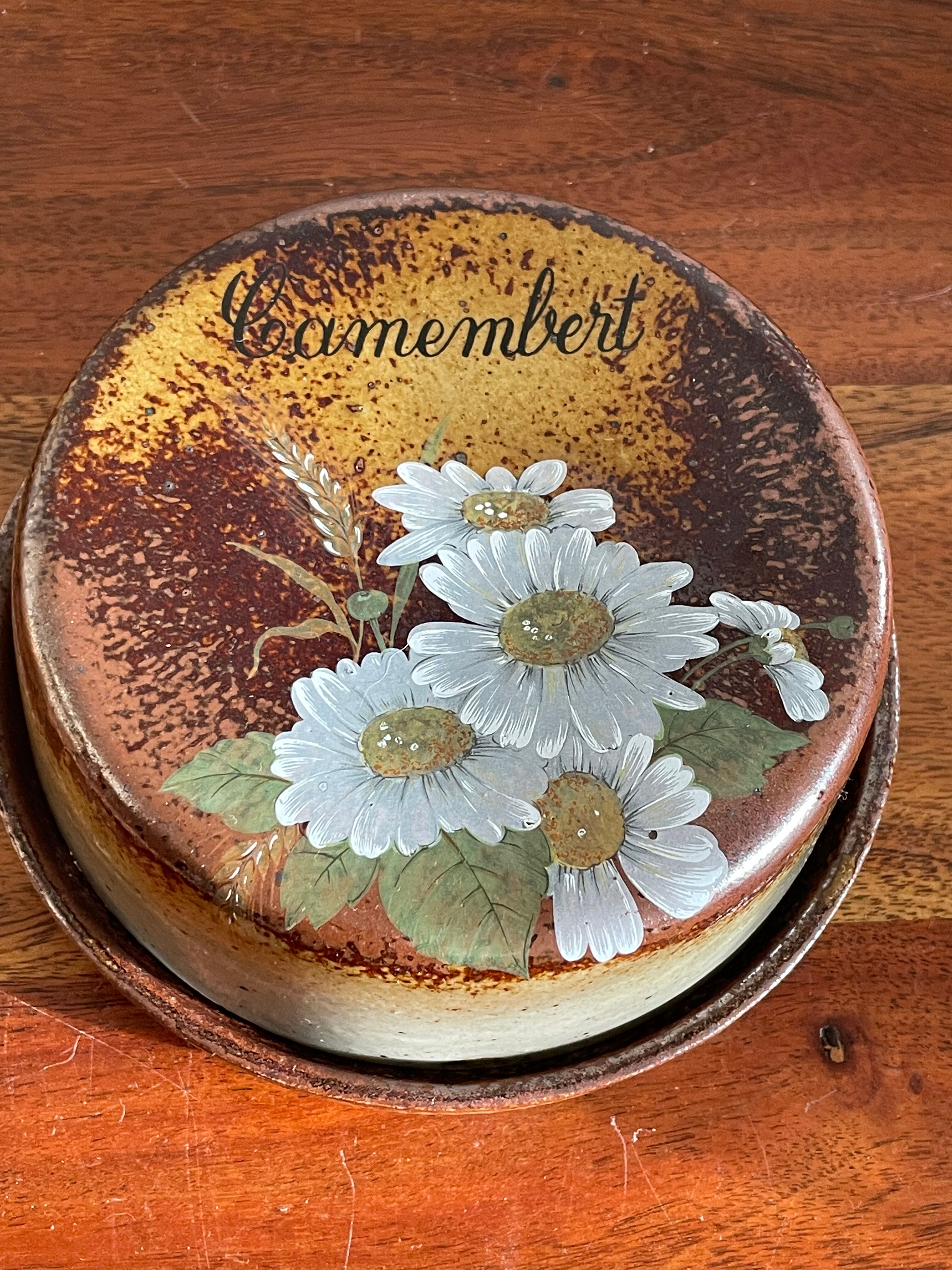Ceramic camembert box