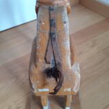 Cheval en bois ancien