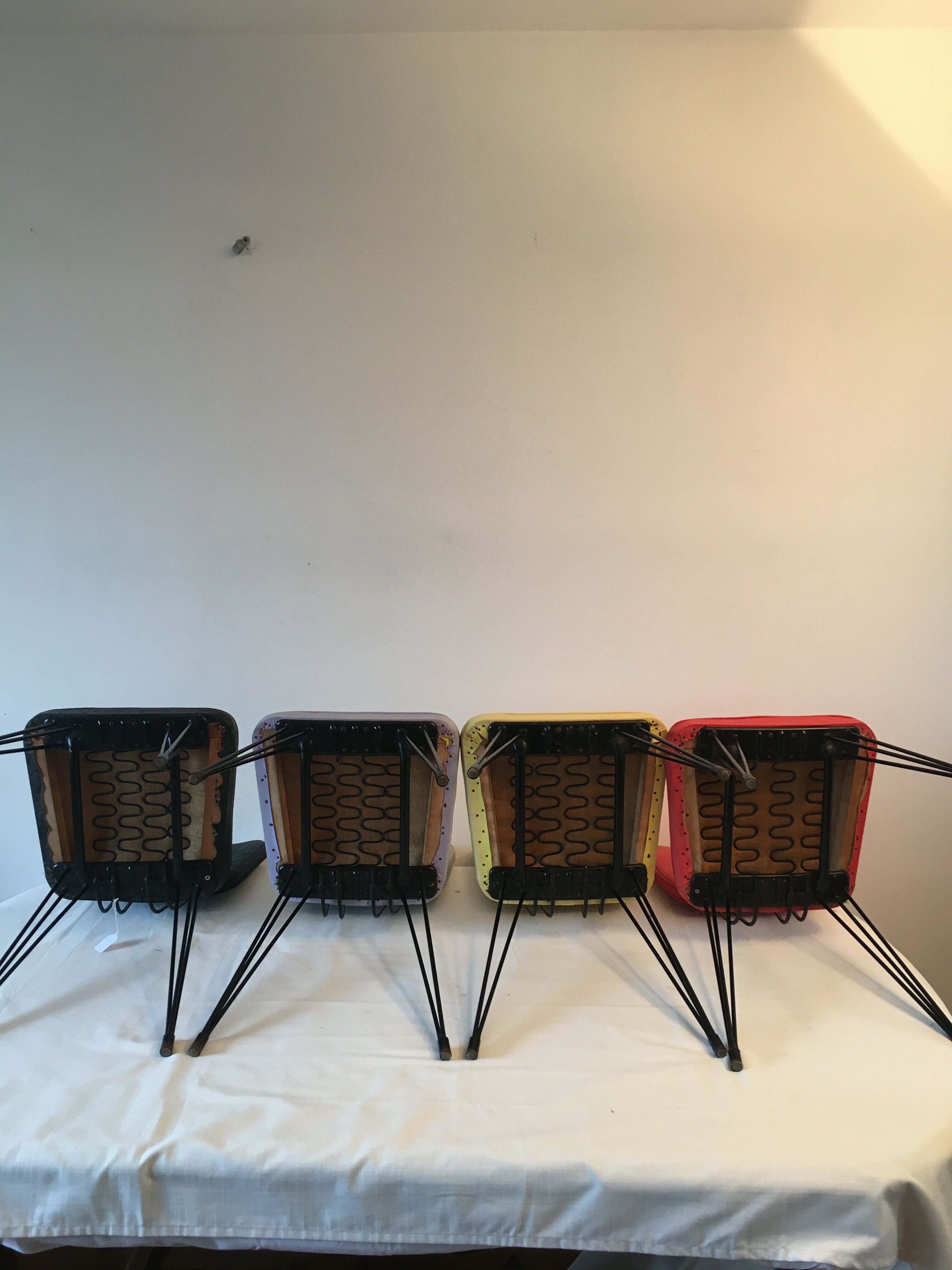 Quatre chaises vintage pied Eiffel