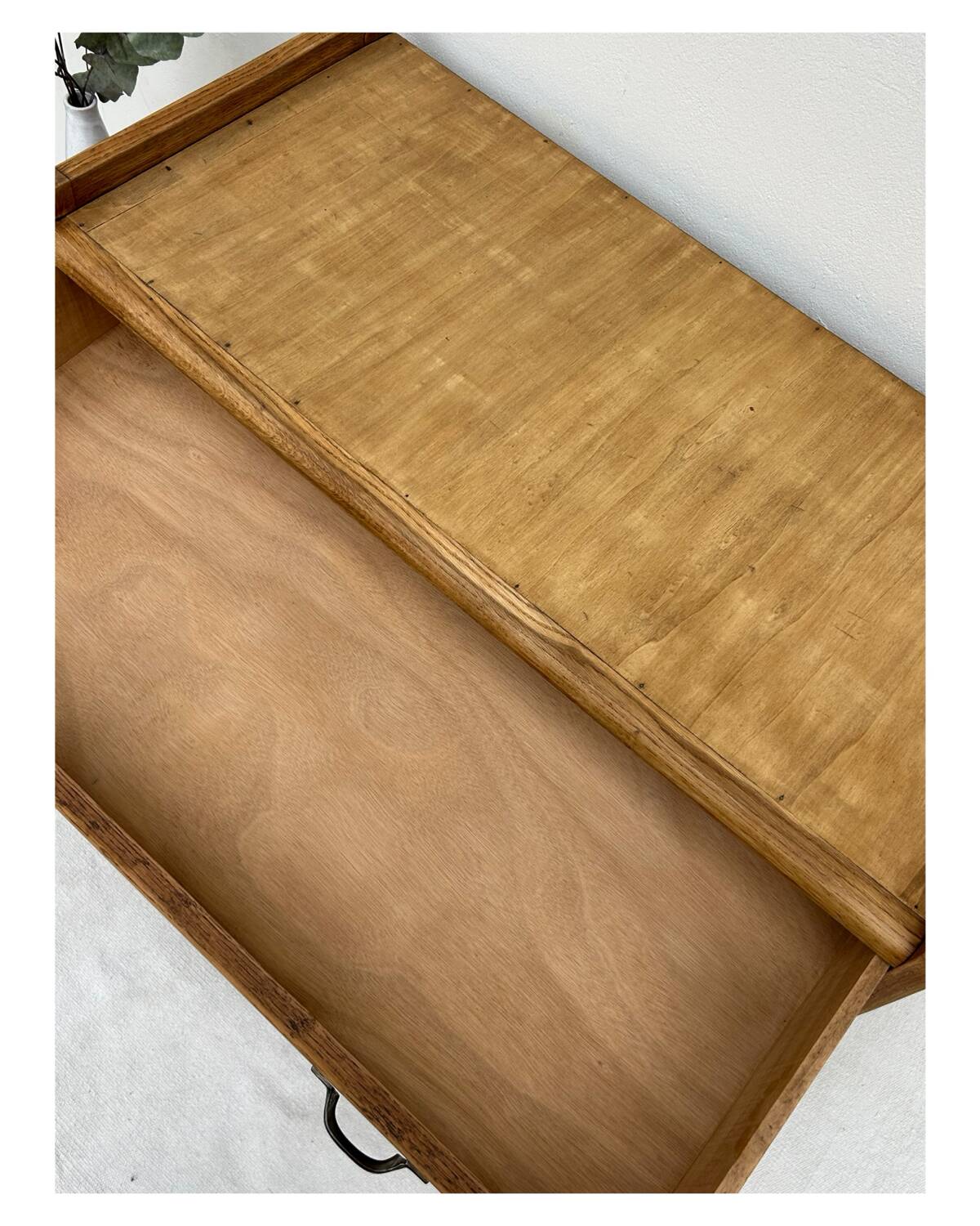 Commode vintage
