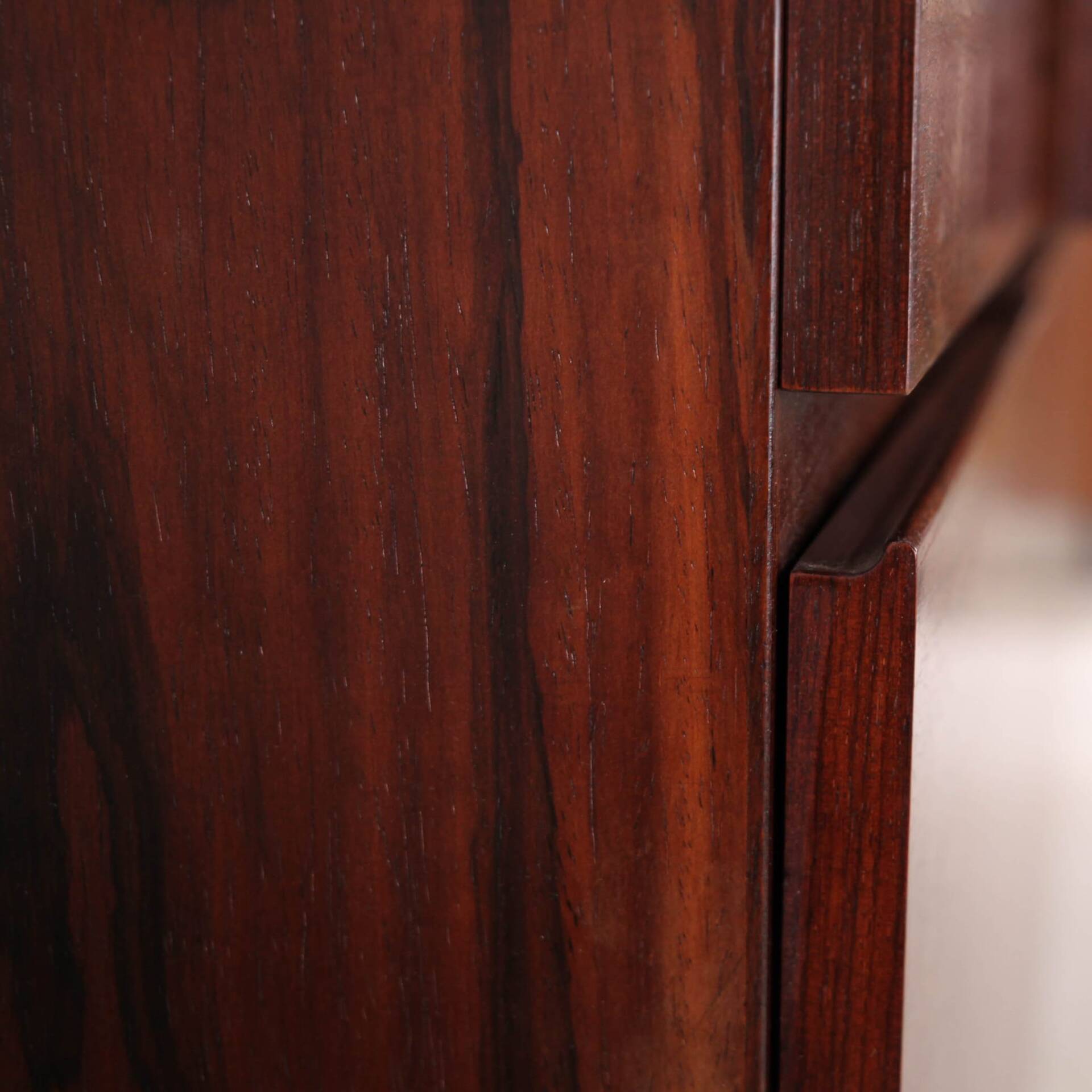 Enfilade in Rio rosewood