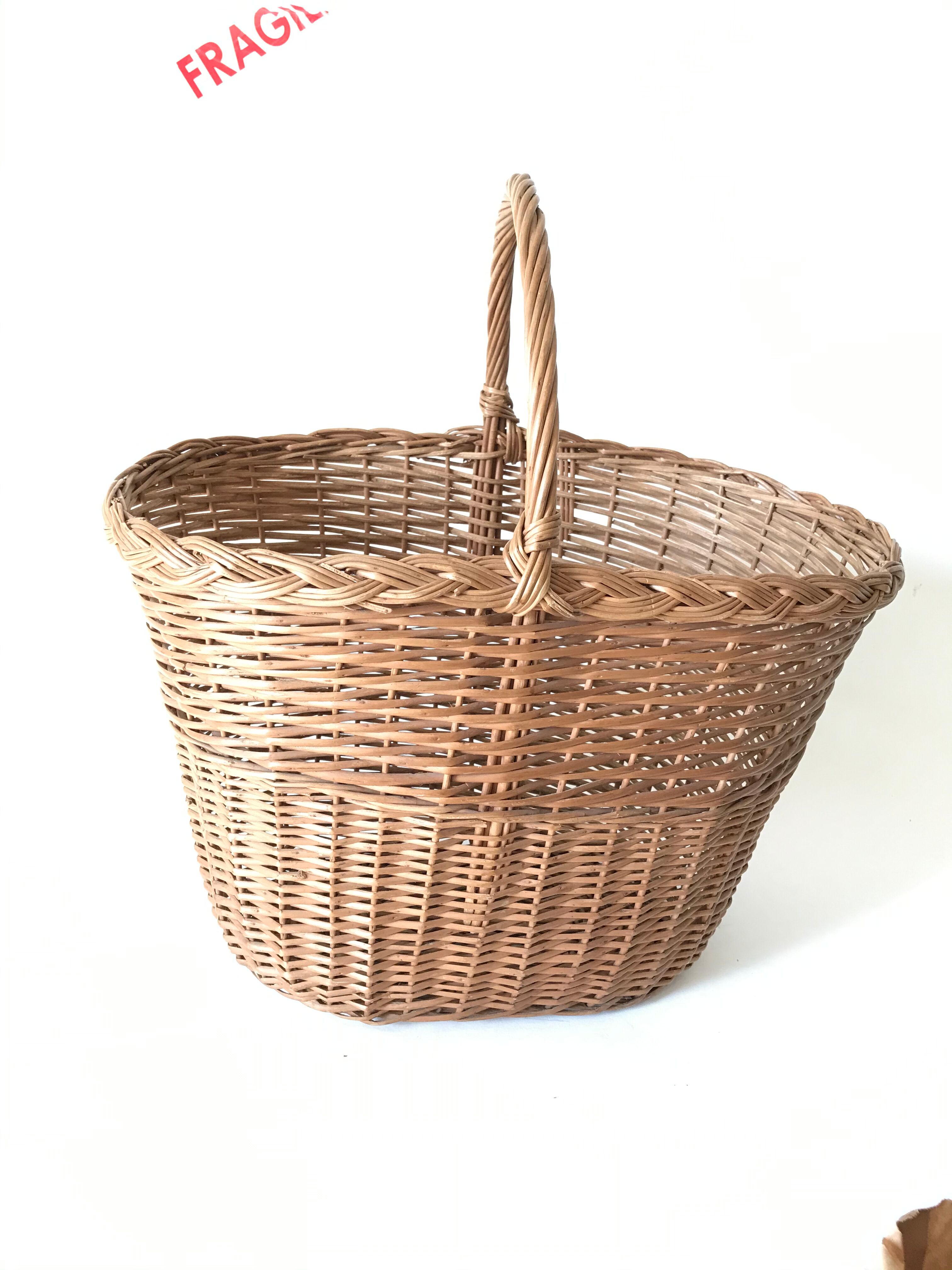 Wicker basket