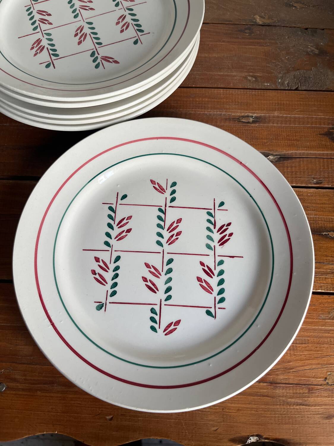 6 dinner plates