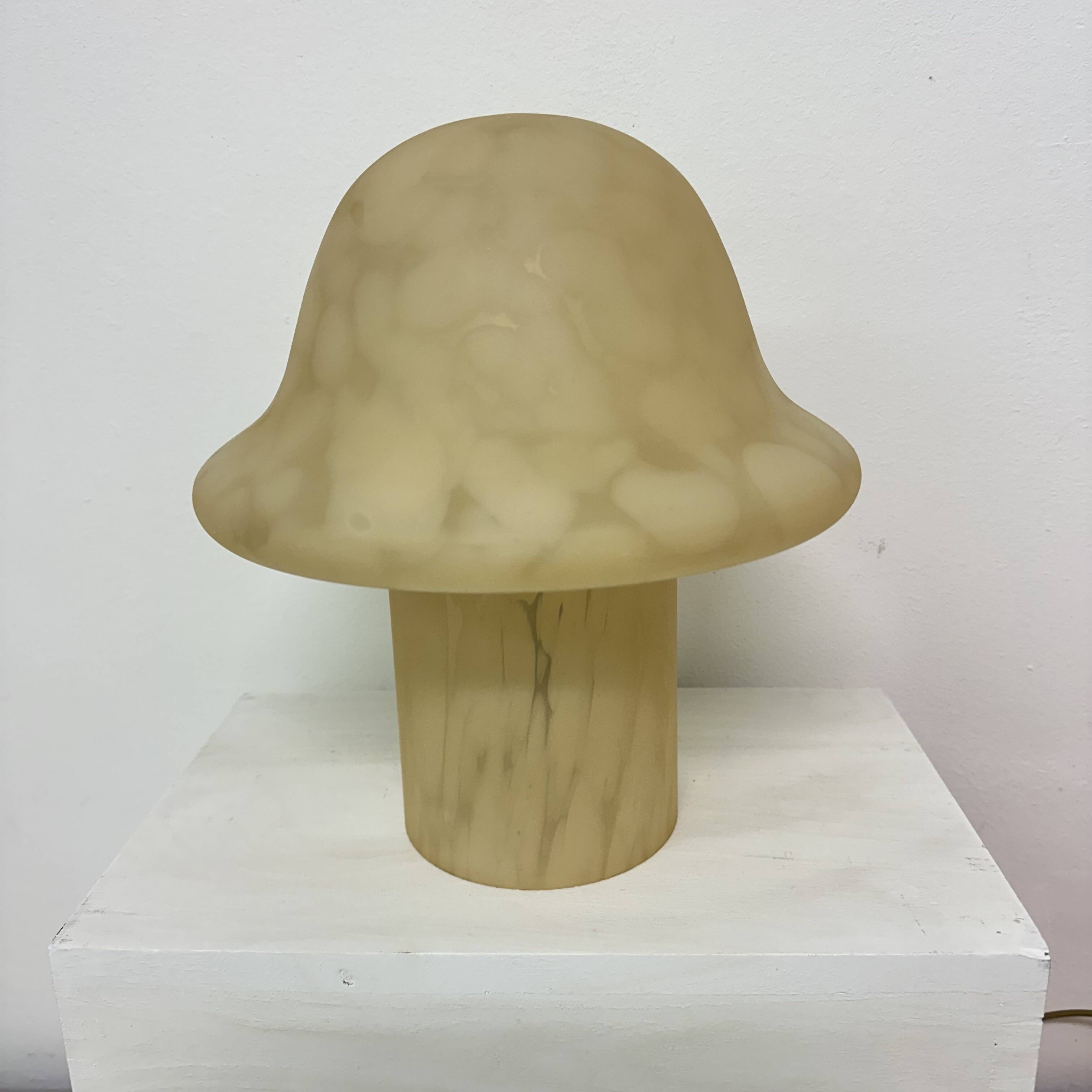 Lampe de table Peil & Putzler Mushroom, années 1970