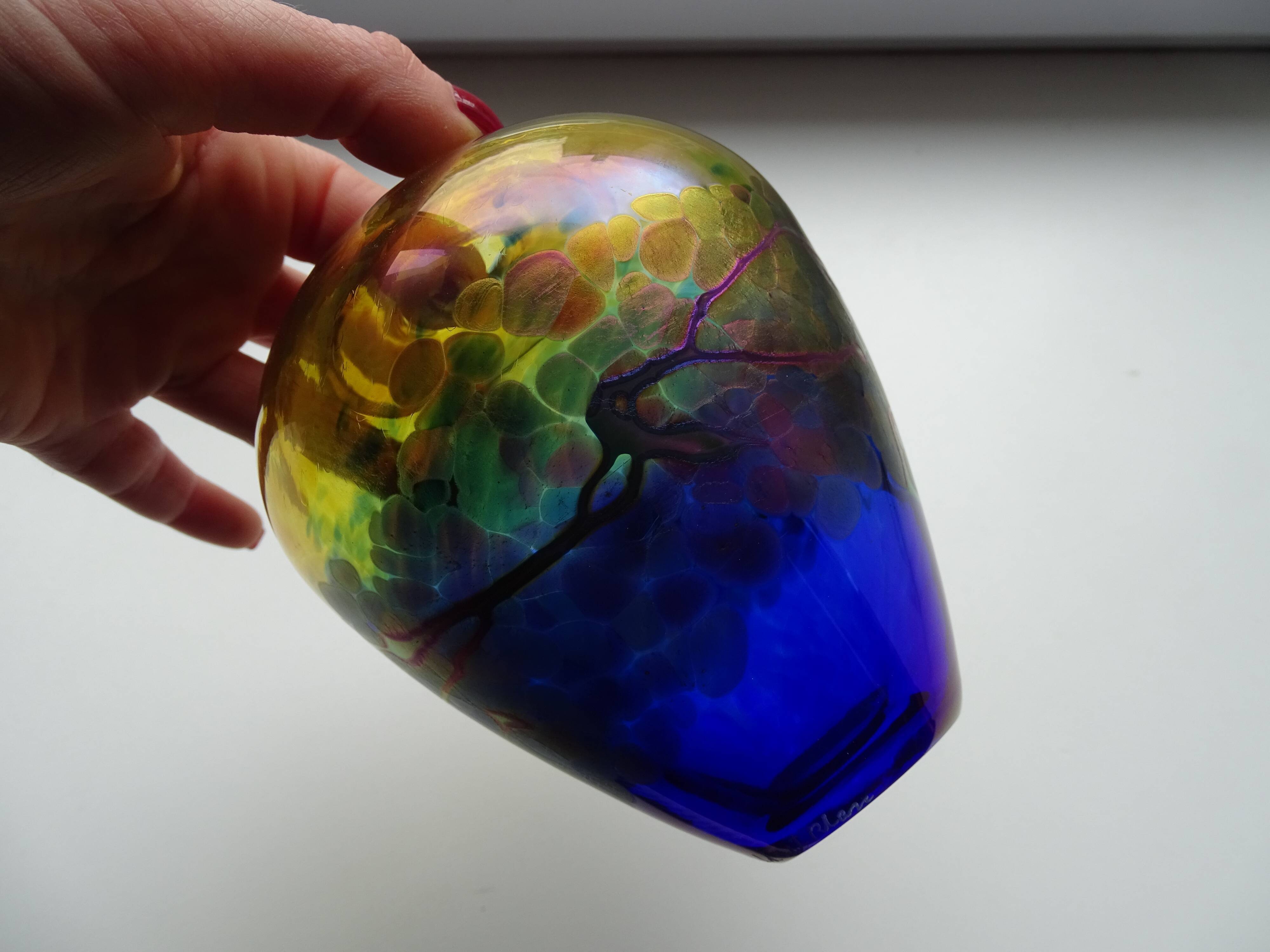 Multicoloured iridescent glass vase and cobalt blue Canada Robert Held signed