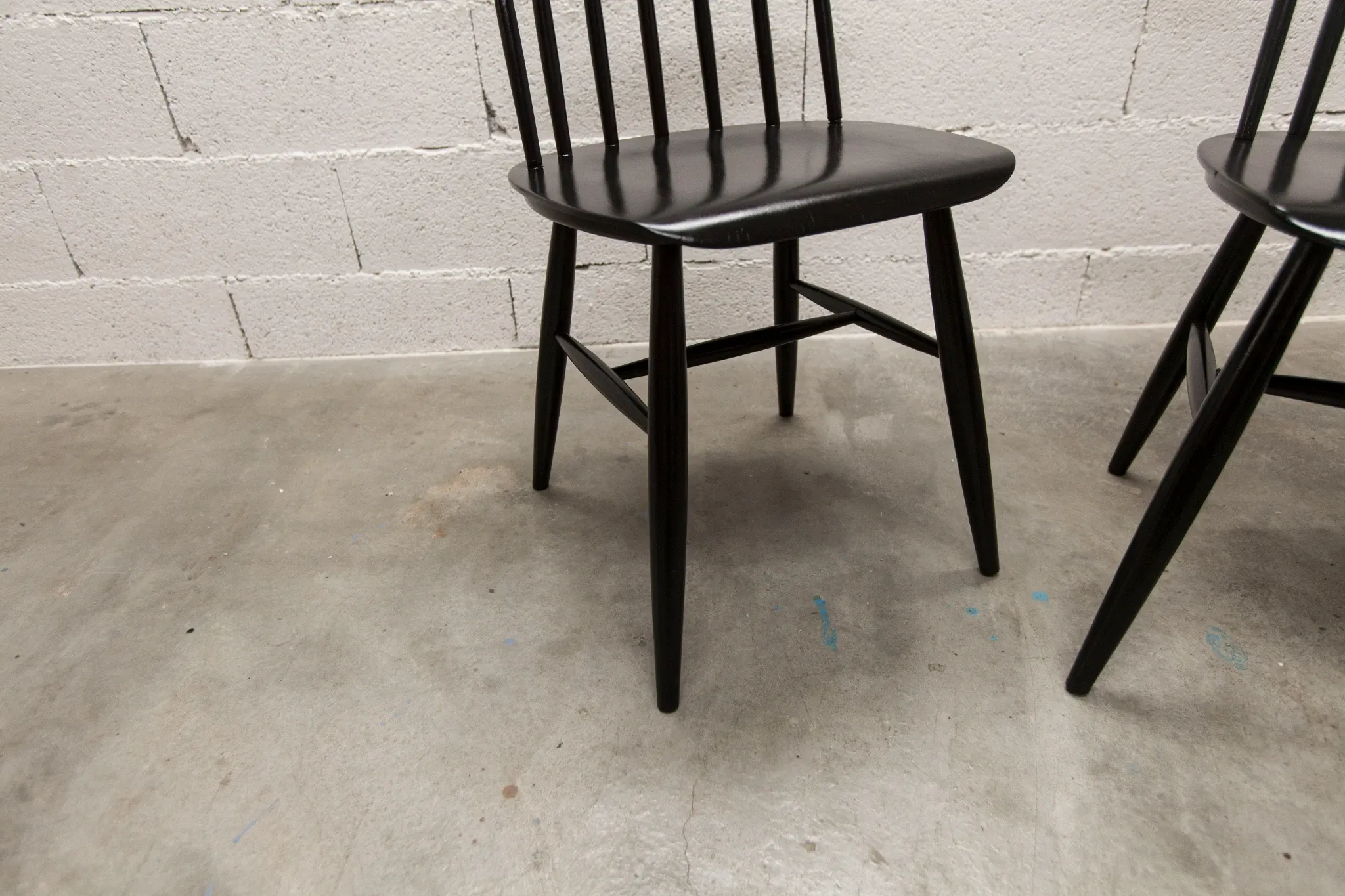 Pair of Scandinavian chairs Fanett by Ilmari Tapiovaara black teak 1960