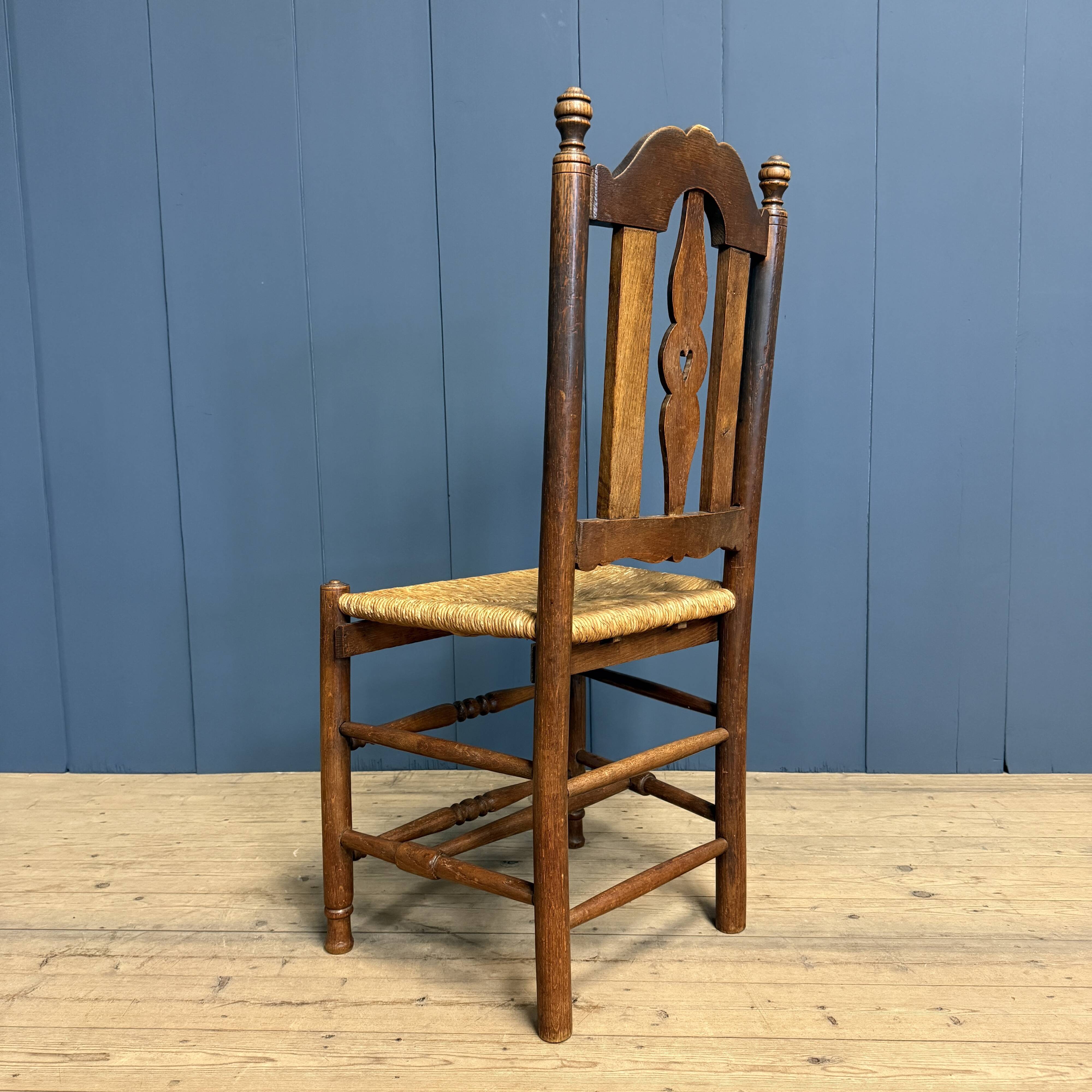 Dutch chair in oak with a straw seat