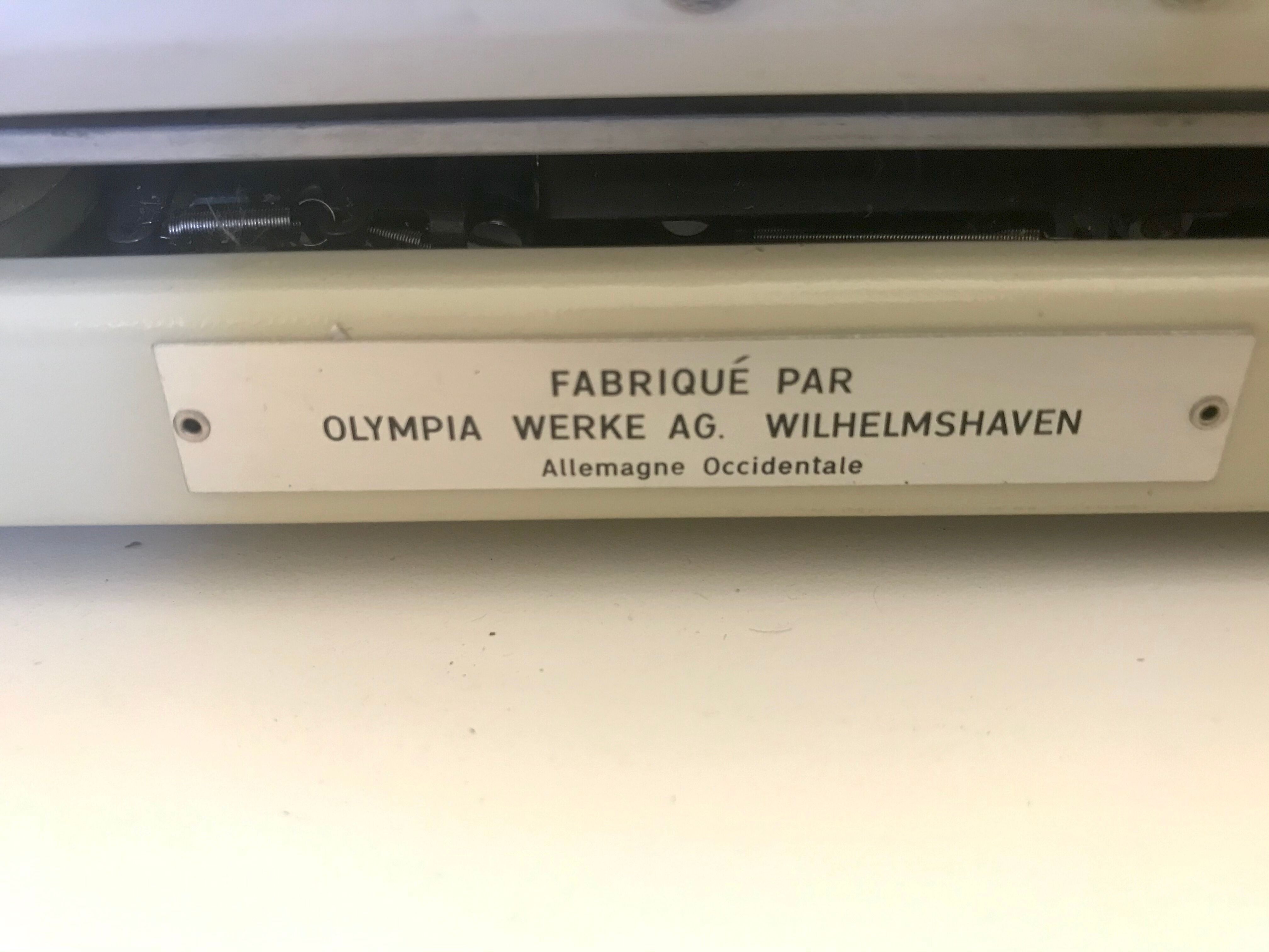 Typewriter Olympia 66