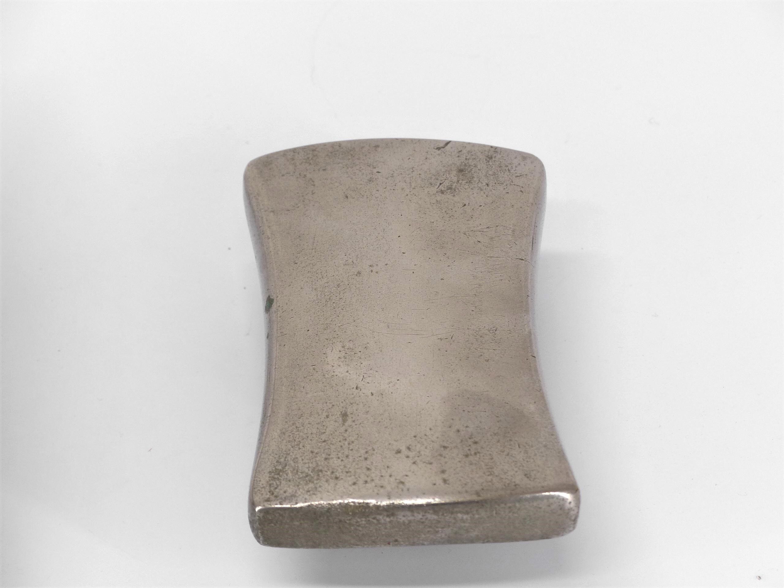 Brutalist door handle in silver bronze