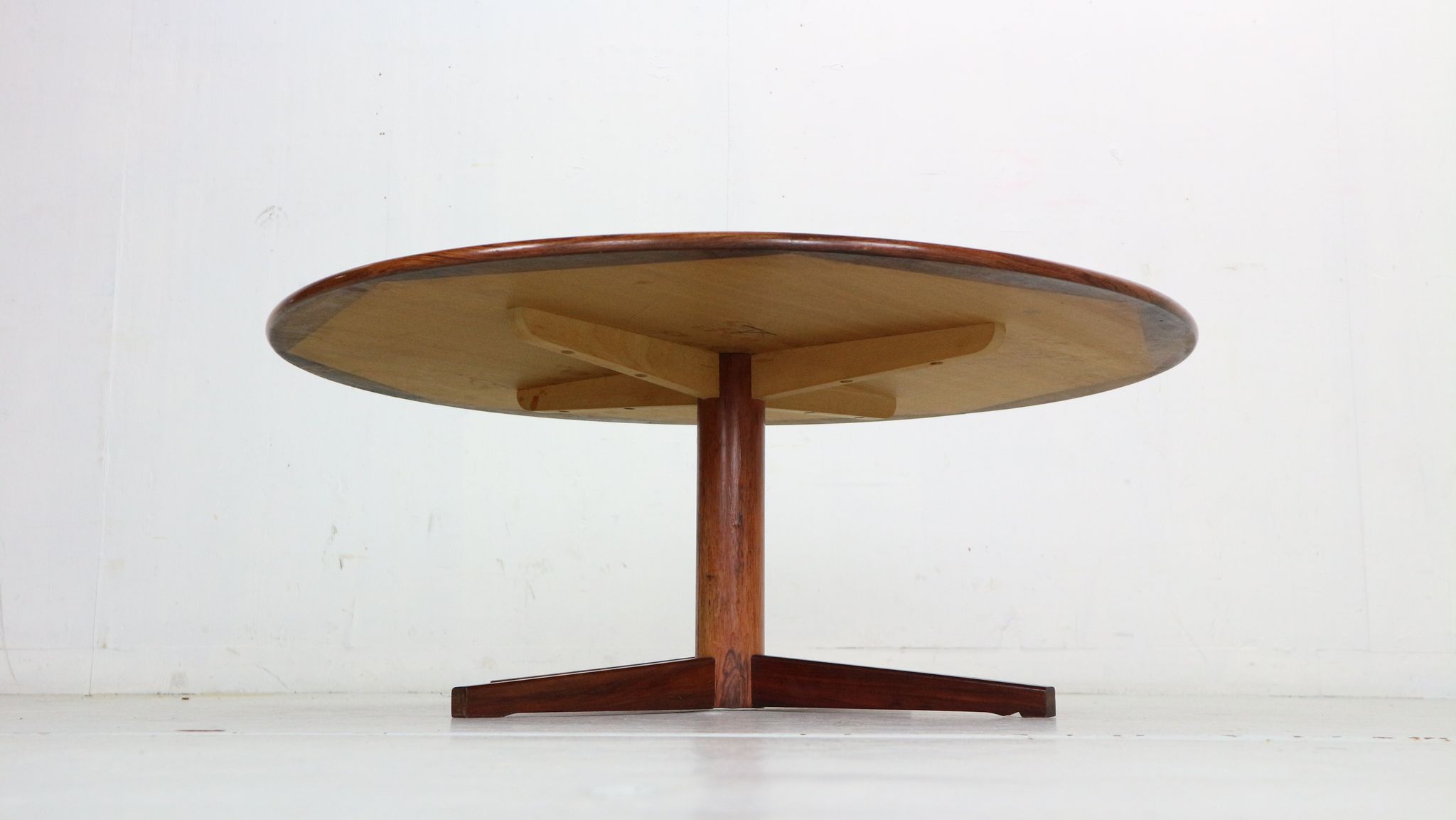 Mid century modern  round rosewood coffee table, 1960s denmark