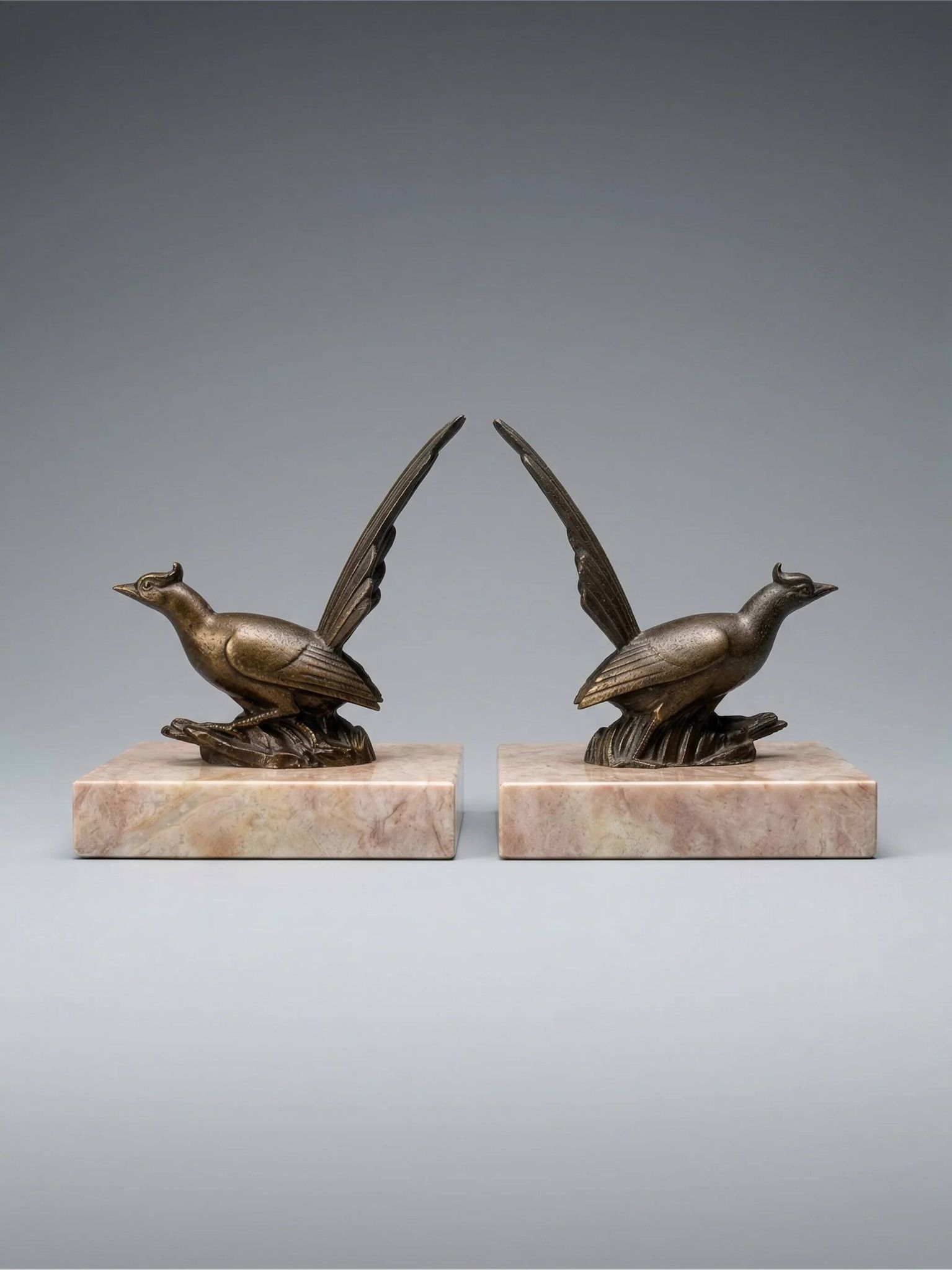 Art Deco bookends with birds – patinated metal and pink marble