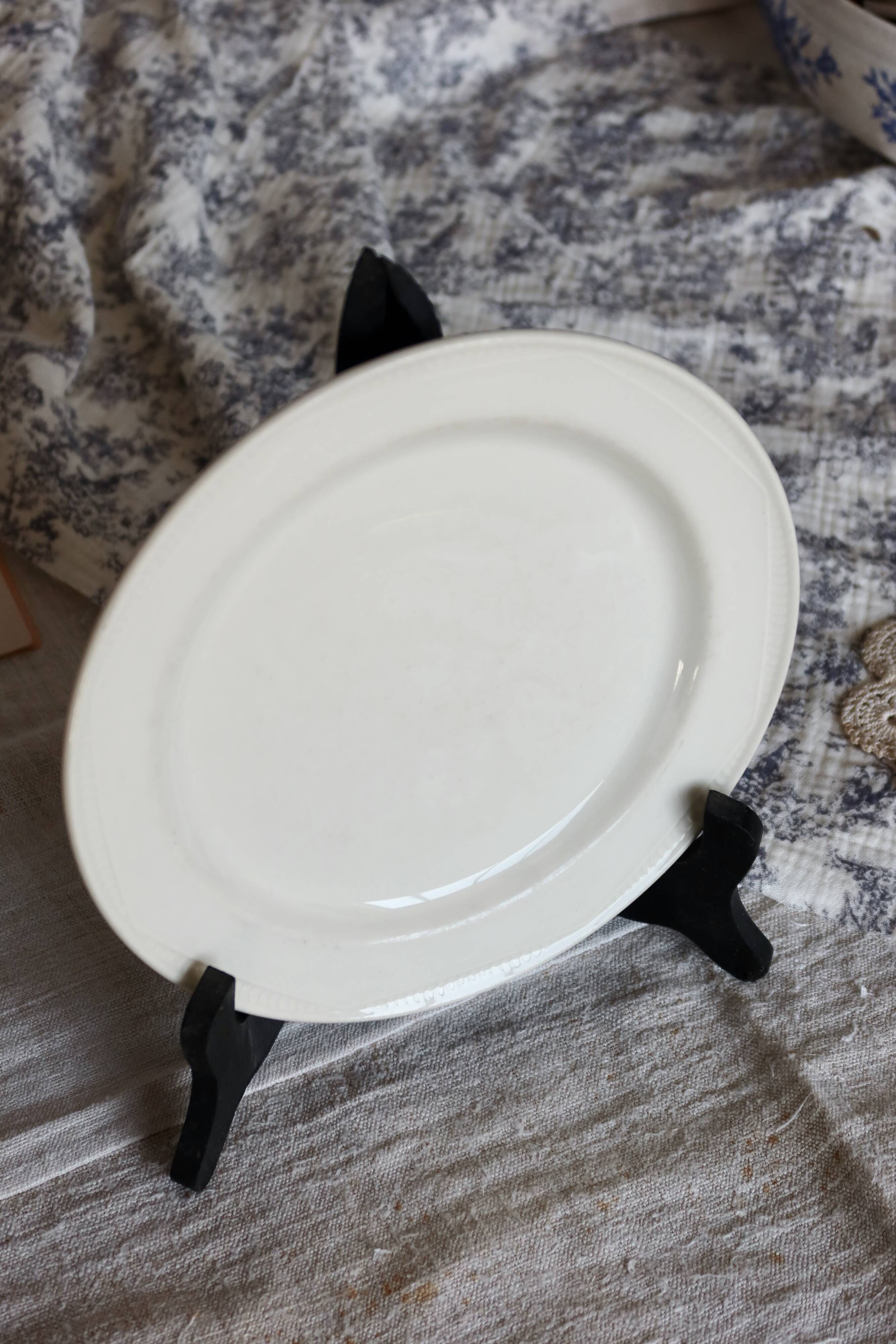 4 vintage English porcelain dessert plates with pearl trim