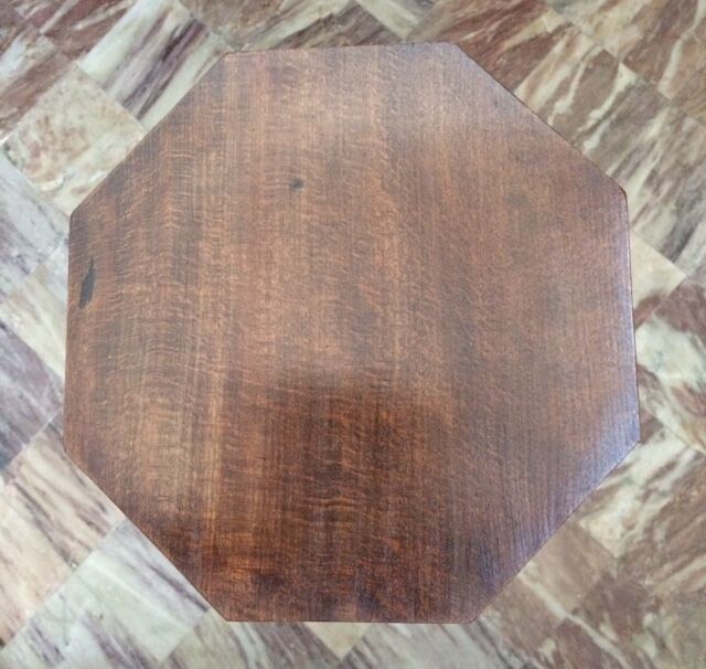 Sellette Art Deco in varnished wood